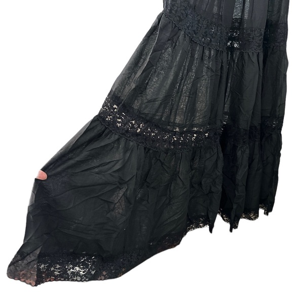 HOUSE OF WIDOW Black Long Sleeves Flowy Maxi Dress Medium BNWT - Picture 8 of 9